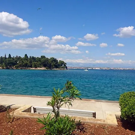 Lana And Lili Apartment Preko