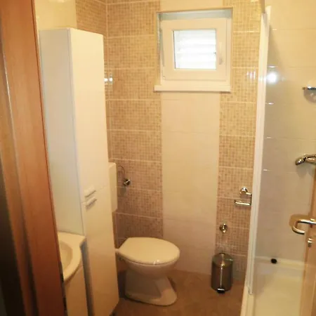 Lana And Lili Apartment *